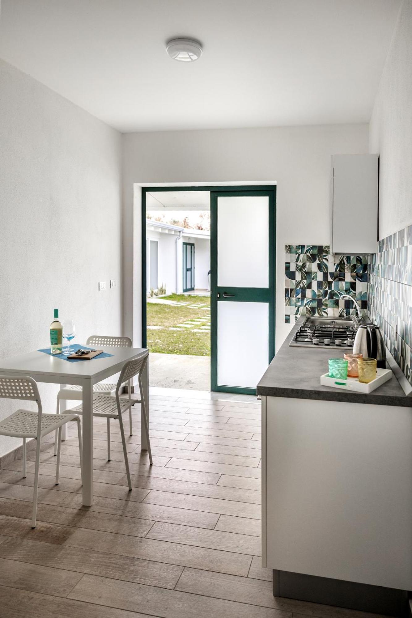 Villaggio Camping Poseidon - Bungalows & Rooms With Sea View In Nature Santa Caterina Dello Ionio Marina ภายนอก รูปภาพ